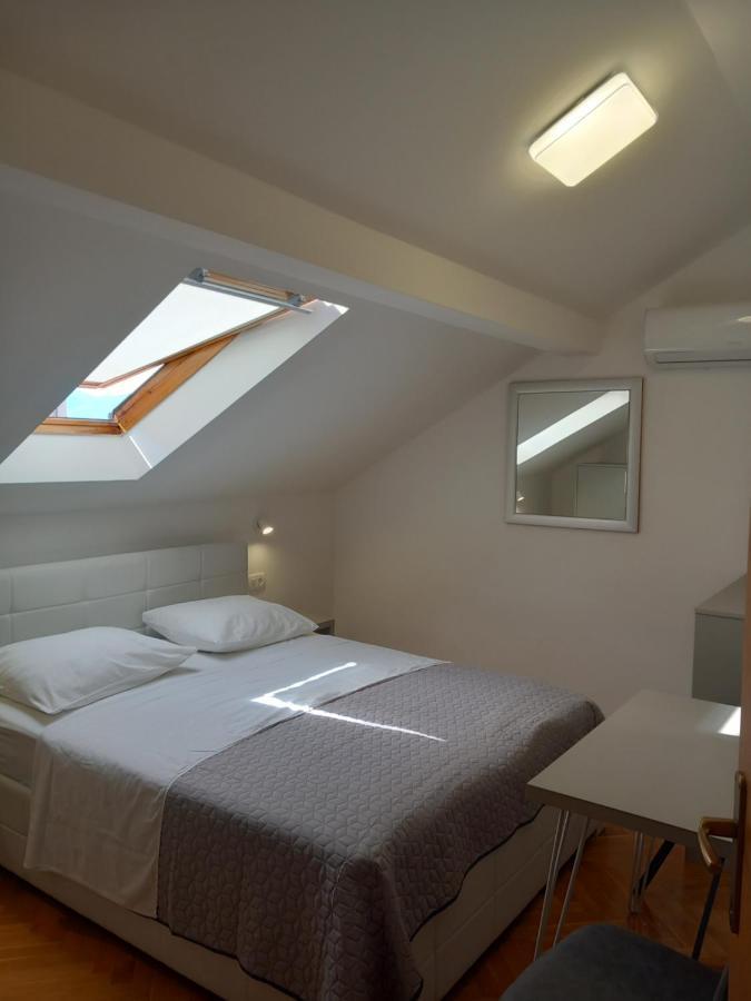 Marjan Apartment & Rooms Split Exterior photo