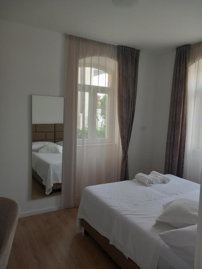 Marjan Apartment & Rooms Split Exterior photo
