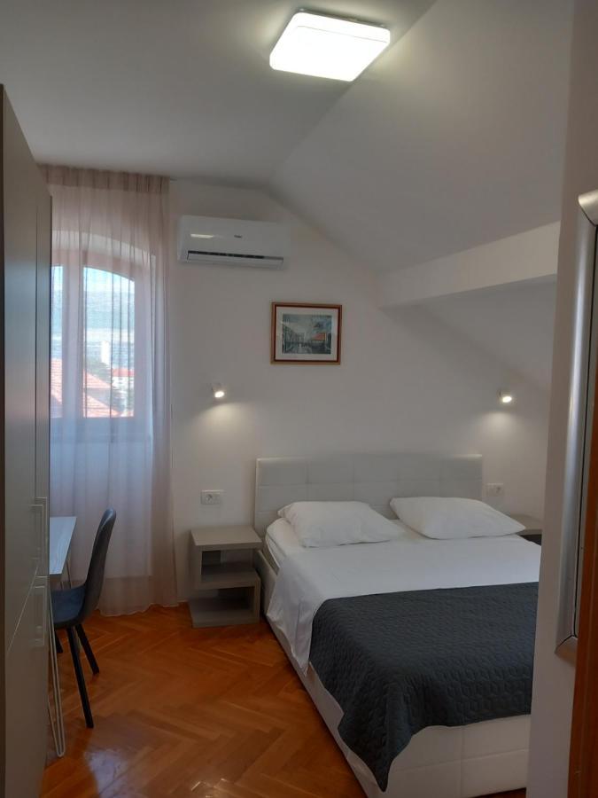 Marjan Apartment & Rooms Split Exterior photo